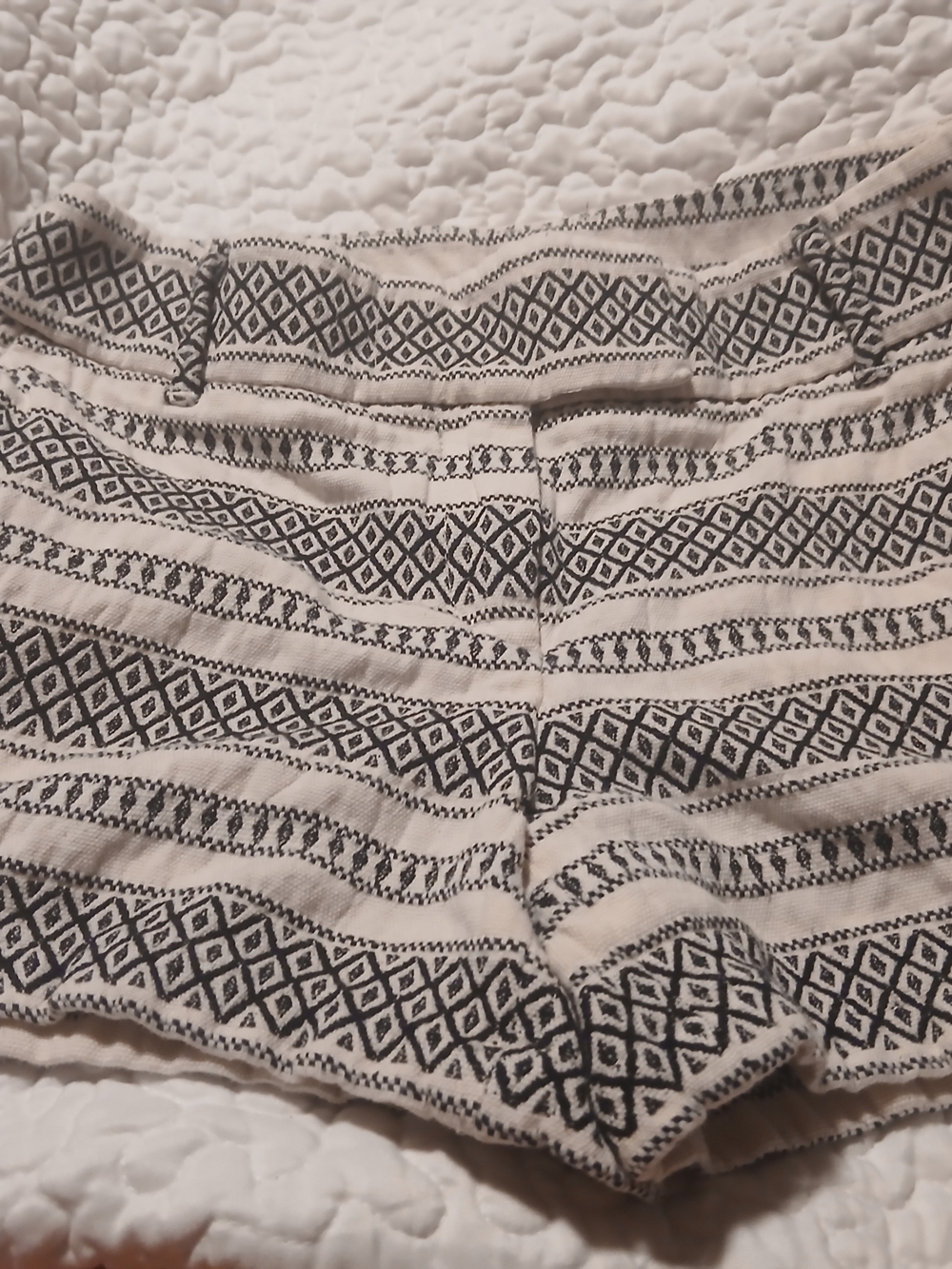 Women's LOFT Black and Cream Patterned Women's Shorts